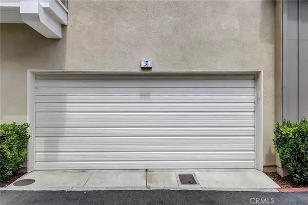 Aliso Viejo, CA 92656,15 District DR