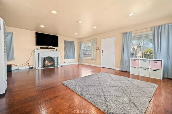 Long Beach, CA 90813,1401 Orange AVE