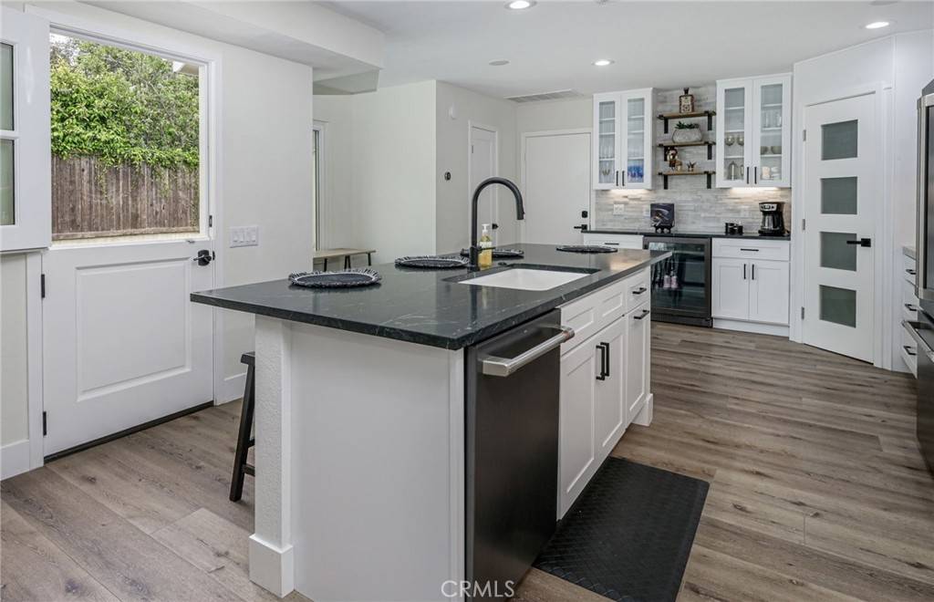 Dana Point, CA 92629,34051 Violet Lantern