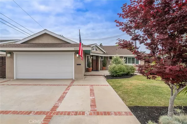 10022 Valley Forge DR, Huntington Beach, CA 92646