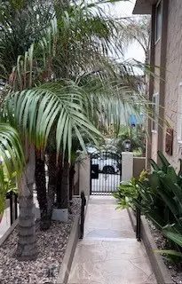 San Diego, CA 92107,5075 Narragansett AVE #109