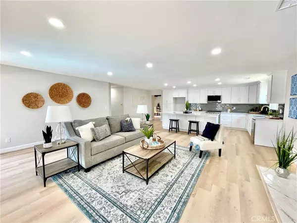 8682 Kent CIR, Huntington Beach, CA 92647