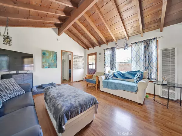 San Clemente, CA 92672,325 W Avenida Palizada