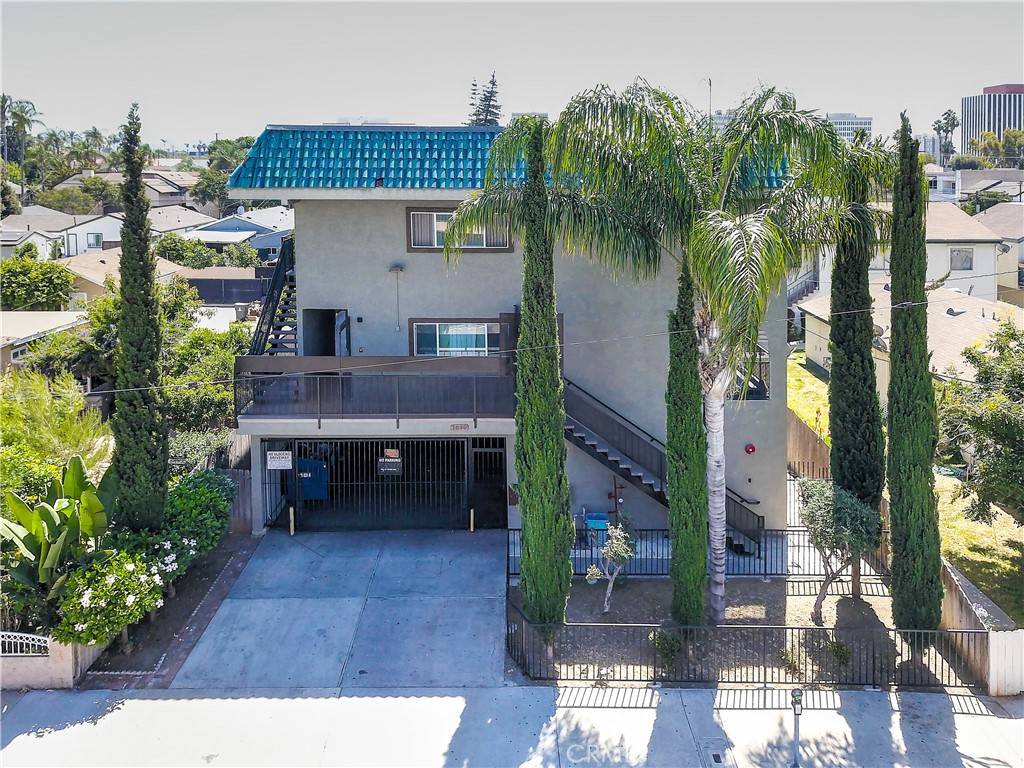 1015 N Parton ST, Santa Ana, CA 92701