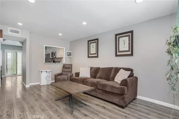 Lake Forest, CA 92630,25885 Trabuco RD #43