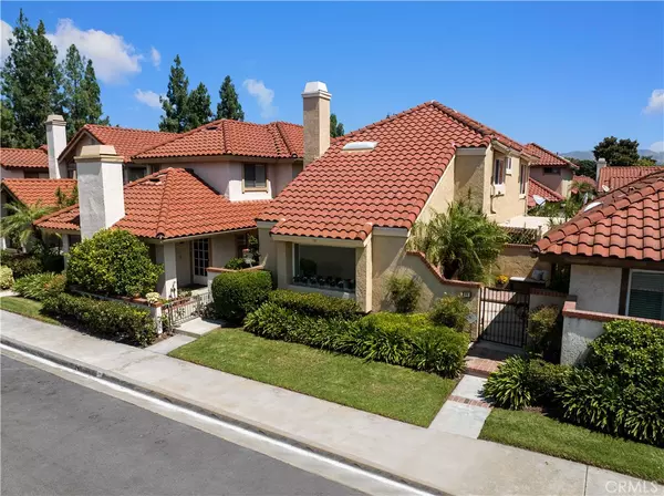 Irvine, CA 92620,11 Rossano