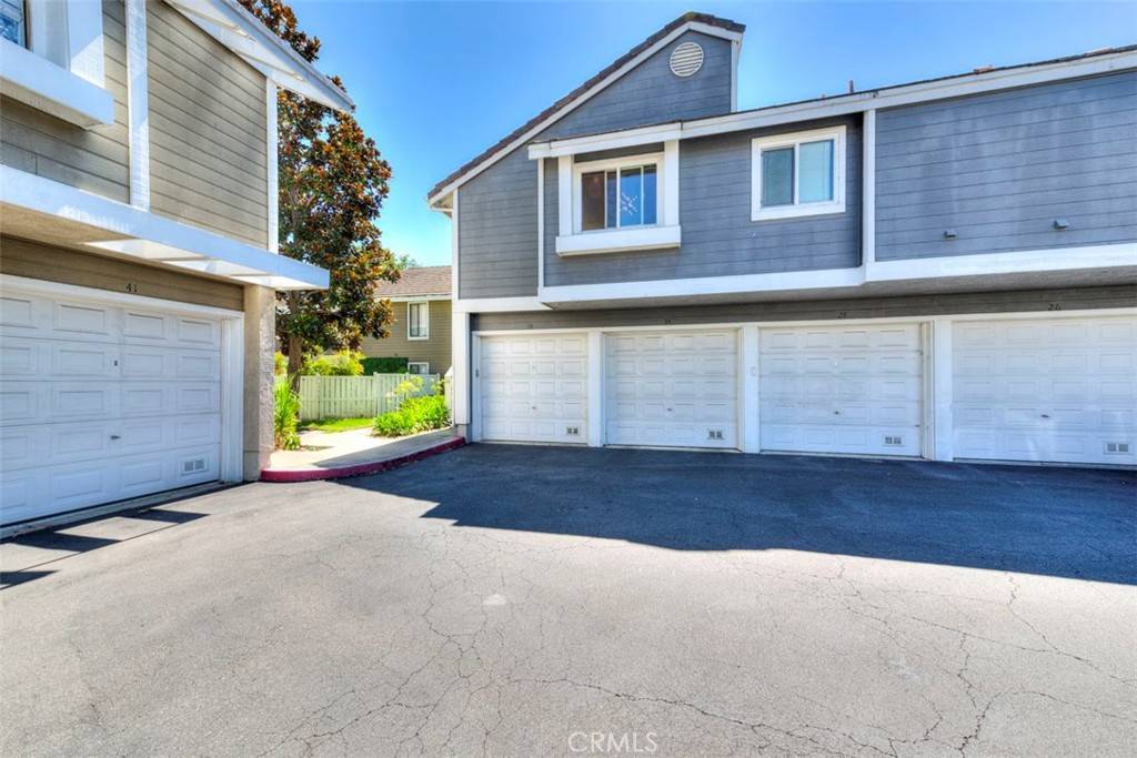 28 Bridle LN #65, Aliso Viejo, CA 92656