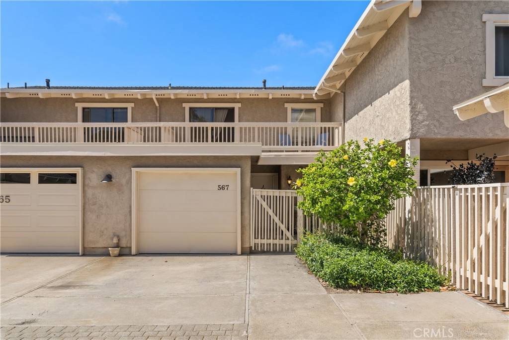 San Clemente, CA 92672,567 Avenida Adobe