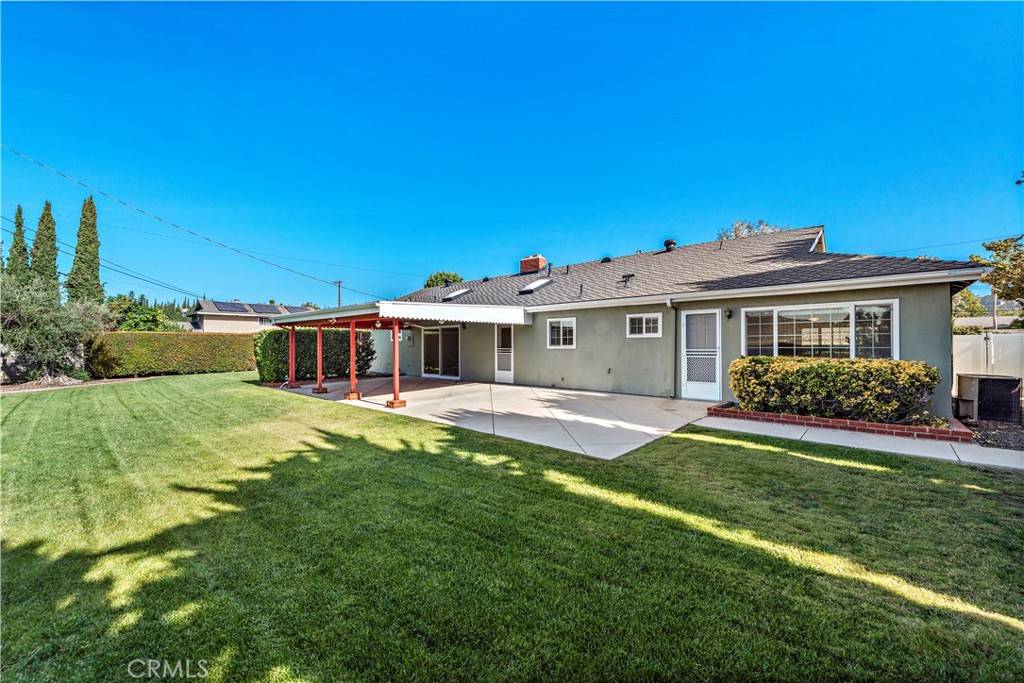 Santa Ana, CA 92705,1062 Huntridge