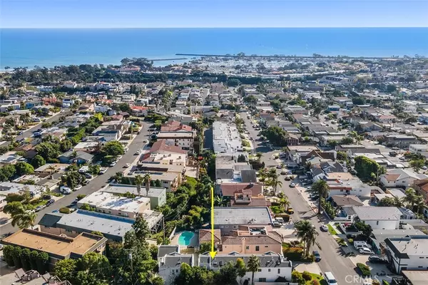 Dana Point, CA 92629,33772 Copper Lantern #C