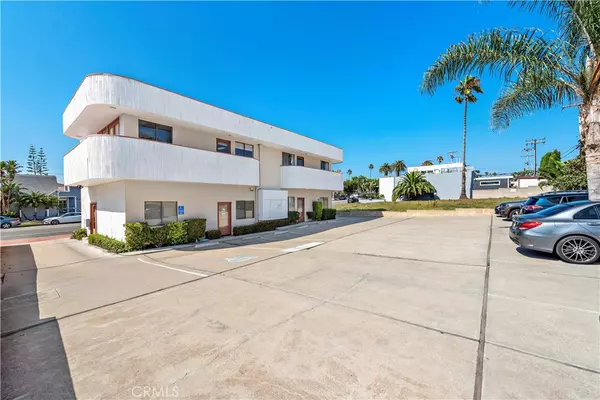 San Clemente, CA 92672,125 W El Portal #B