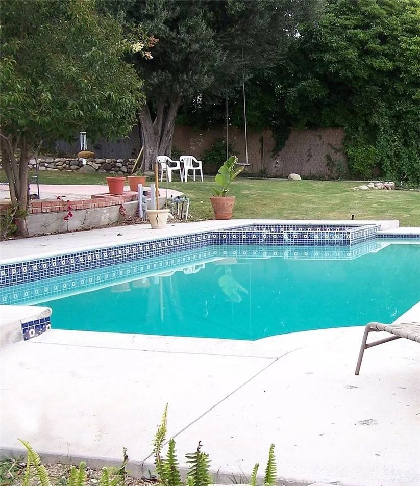 Fillmore, CA 93015,412 Foothill DR