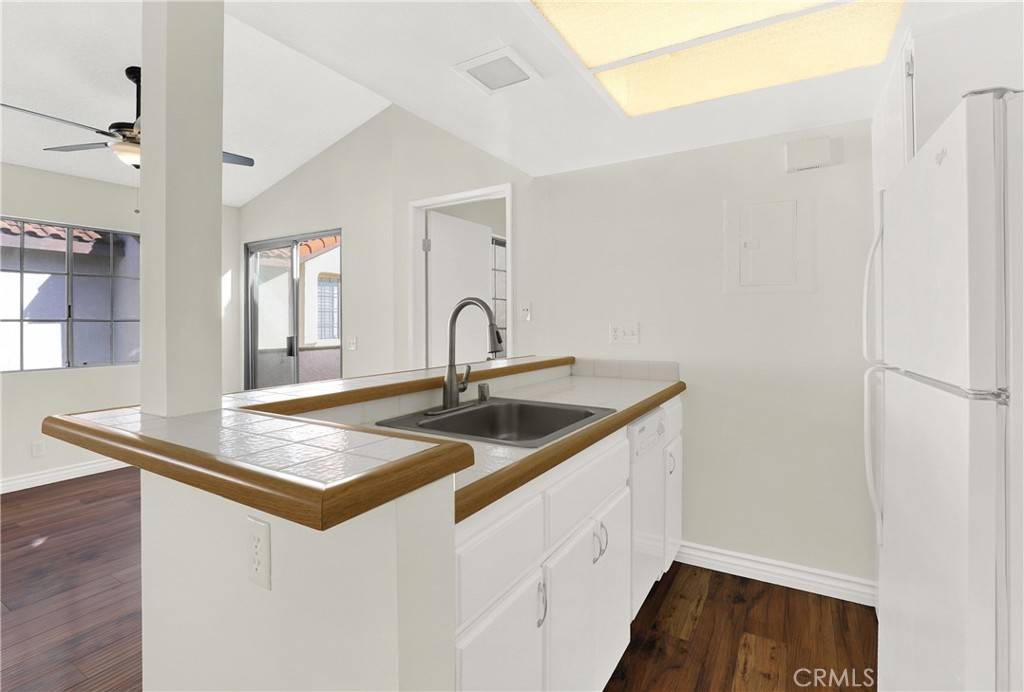 23276 La Mar #116D, Mission Viejo, CA 92691