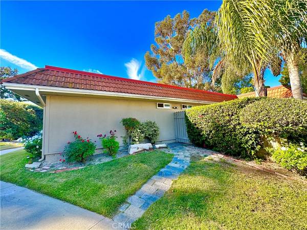 23466 Los Adornos, Aliso Viejo, CA 92656