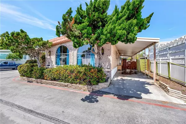 Huntington Beach, CA 92648,20701 Beach BLVD #288