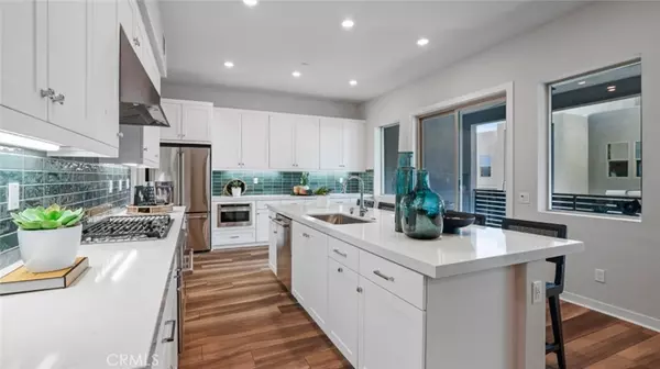 Montebello, CA 90640,348 Mullberry PL