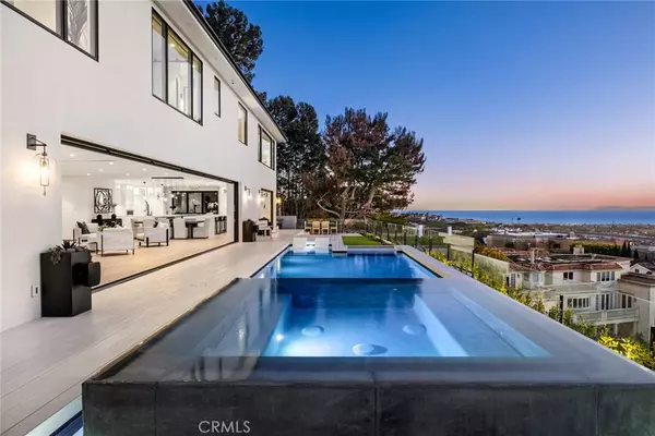 29 Ridgeline DR, Newport Beach, CA 92660