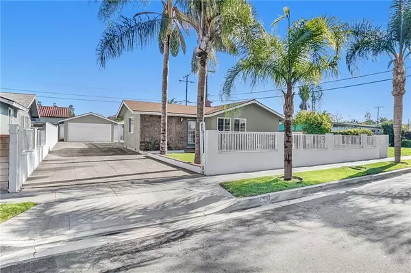 Anaheim, CA 92801,1214 N Holly ST