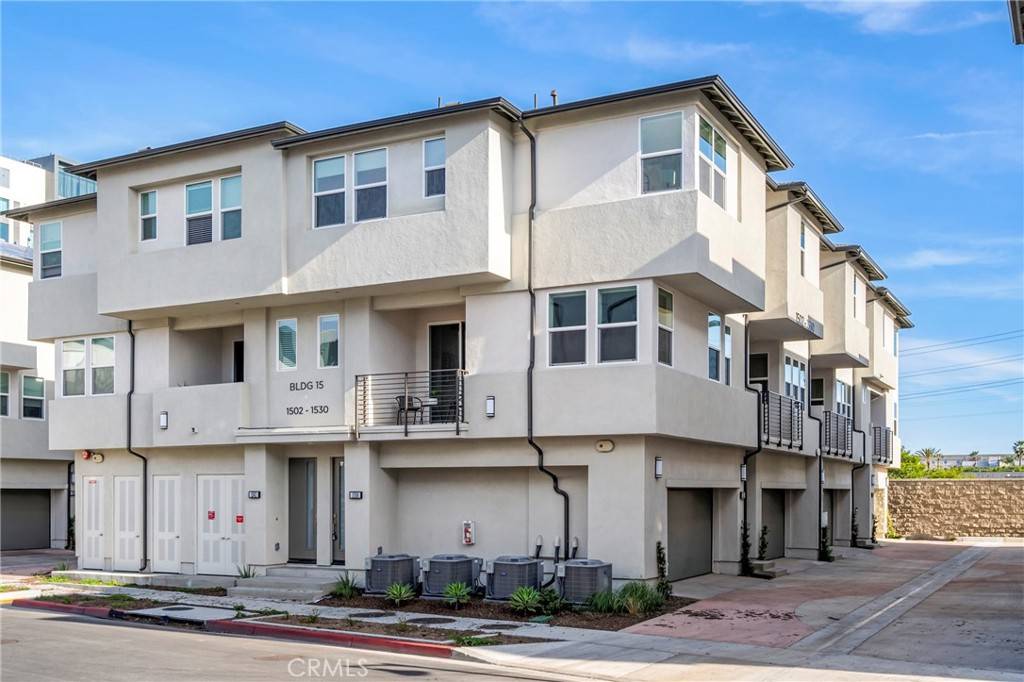 1518 W Cara Dr, Anaheim, CA 92805
