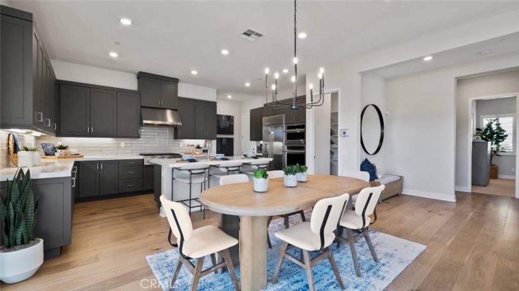 535 Sunrise RD, Rancho Mission Viejo, CA 92694