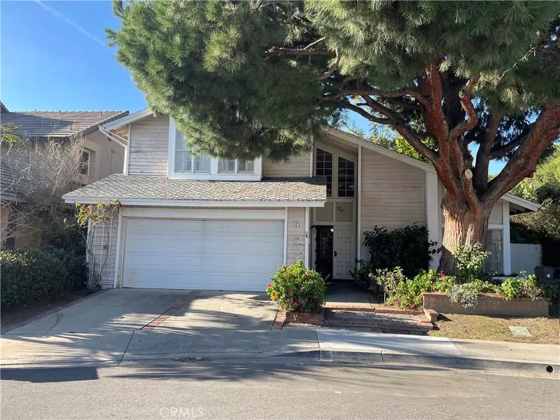 5 Dorchester West, Irvine, CA 92620