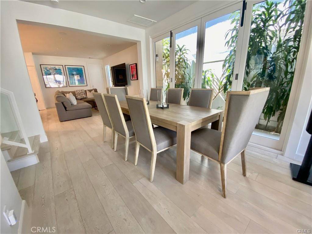 Newport Beach, CA 92662,203 Sapphire AVE