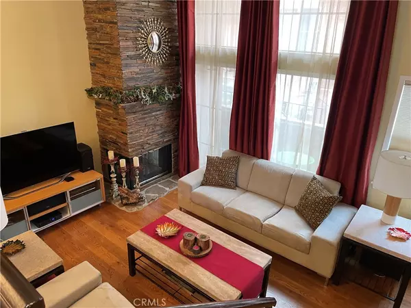 Lake Balboa, CA 91406,7320 Balboa BLVD #123