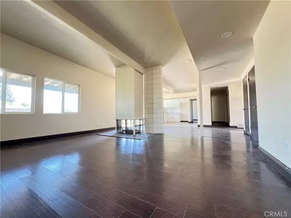 Hanford, CA 93230,905 E Myrtle ST