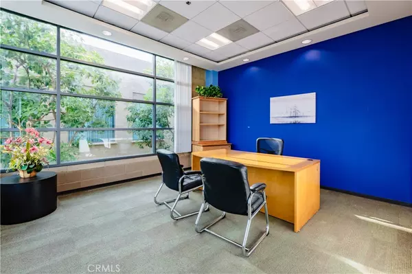 Irvine, CA 92618,16500 Bake Pkwy