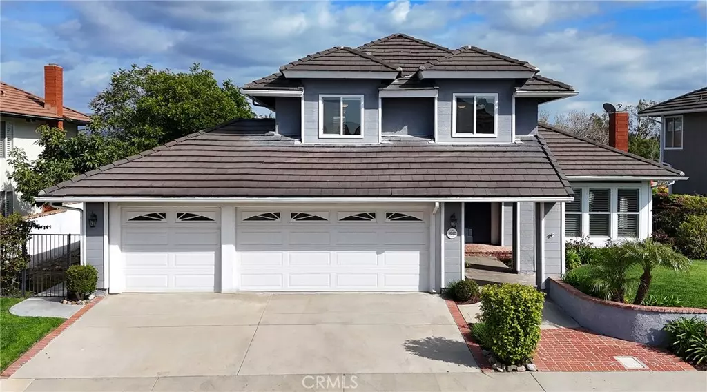 9962 Sunderland ST, North Tustin, CA 92705