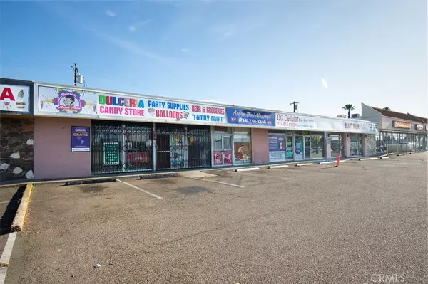 Anaheim, CA 92801,1743 W La Palma AVE