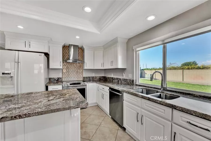 8799 La Zana, Fountain Valley, CA 92708