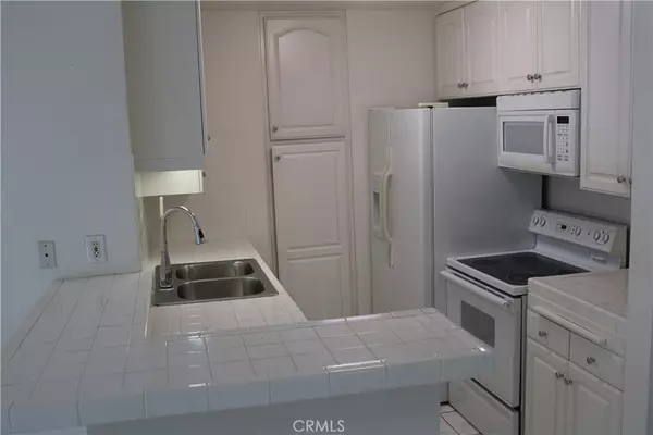 Playa Del Rey, CA 90293,7740 Redlands ST #M1081