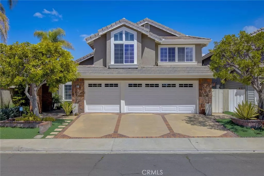 Irvine, CA 92620,1 Windsor