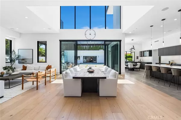 Villa Park, CA 92861,18852 Canyon Crest