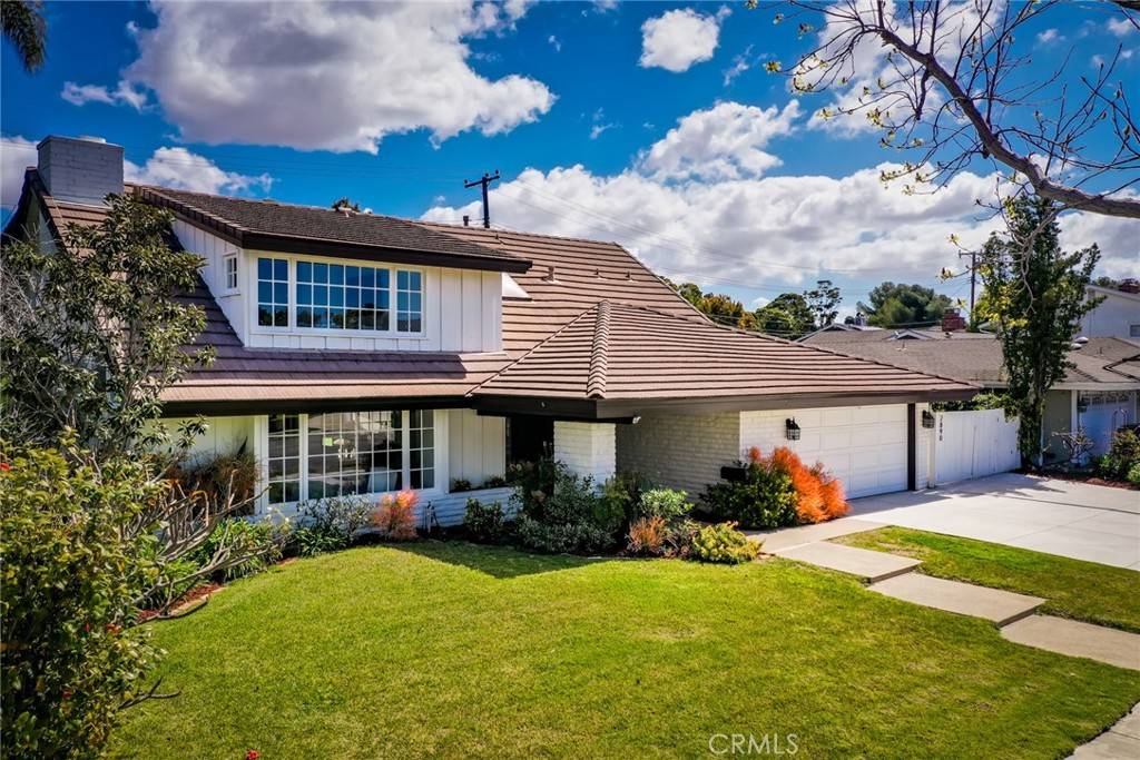 Costa Mesa, CA 92626,2890 Club House RD