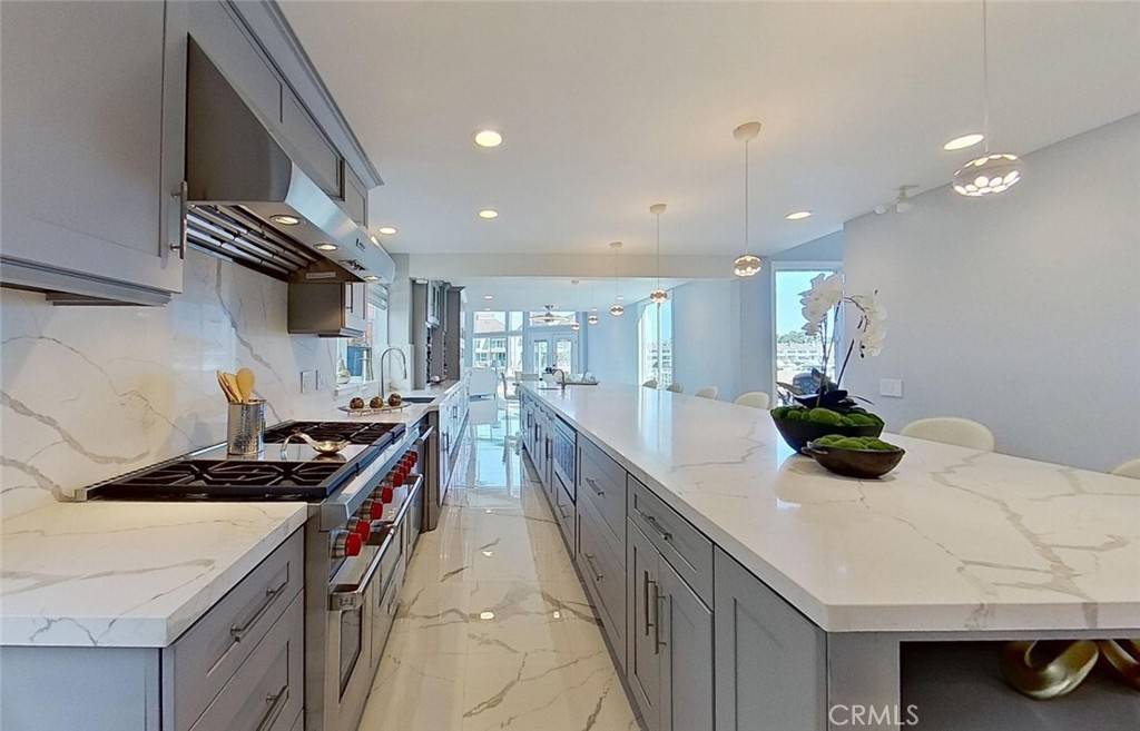 16402 Ardsley CIR, Huntington Beach, CA 92649