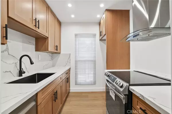 Santa Ana, CA 92707,1030 W MacArthur BLVD #86