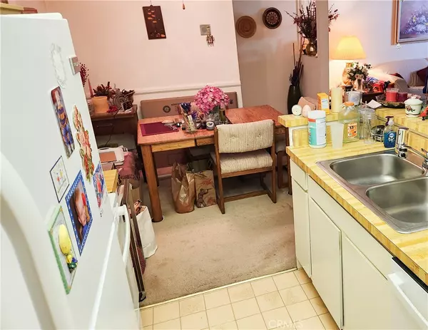 Playa Del Rey, CA 90293,8163 Redlands ST #32