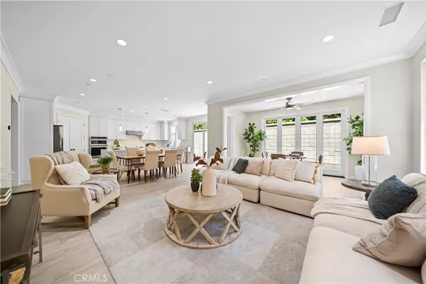 107 Chestnut Grv,  Irvine,  CA 92620