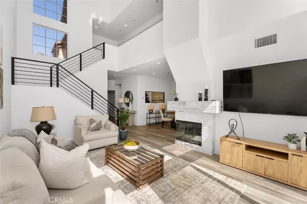 24 Cartier Aisle, Irvine, CA 92620