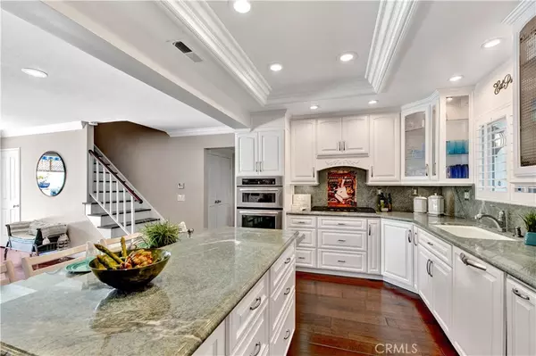 Fountain Valley, CA 92708,17568 Oak ST