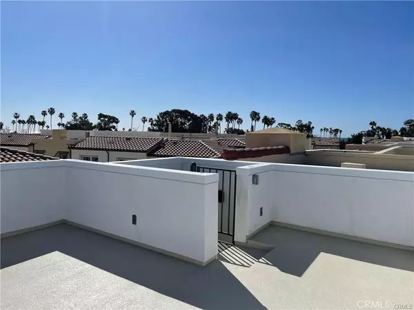 Dana Point, CA 92629,3327 Doheny Way