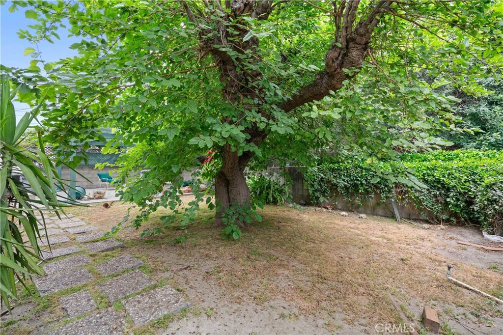 North Hollywood, CA 91602,10760 Sarah ST