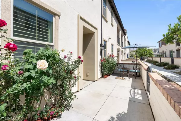 Ontario, CA 91761,2785 E Berry Loop Privado #13
