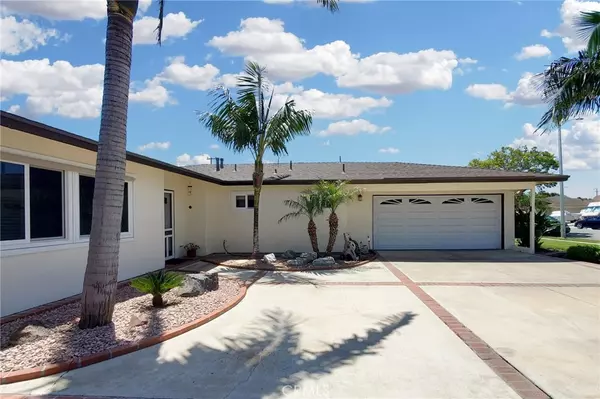Huntington Beach, CA 92647,16182 Howland LN