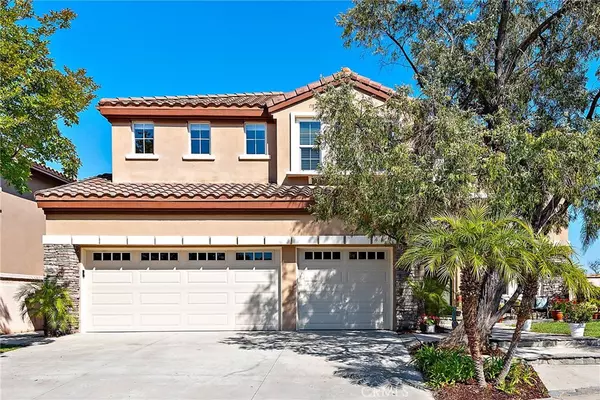 16 Via Belmonte,  Rancho Santa Margarita,  CA 92688
