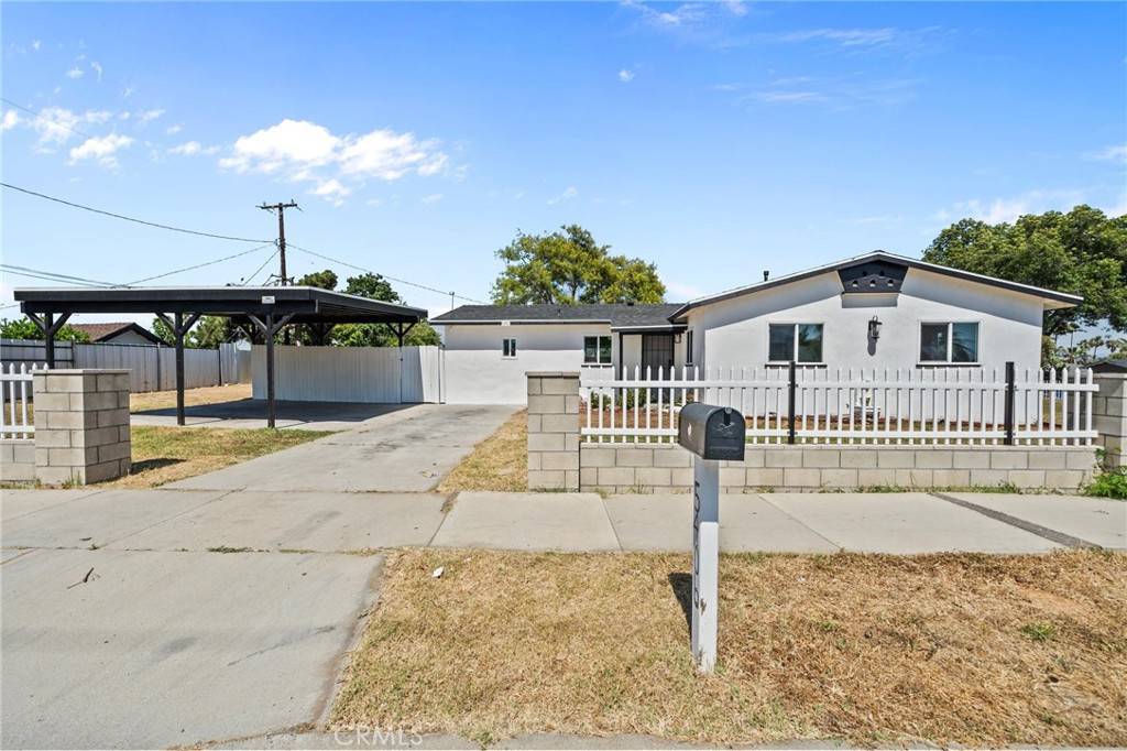 Riverside, CA 92503,5406 Lewis AVE