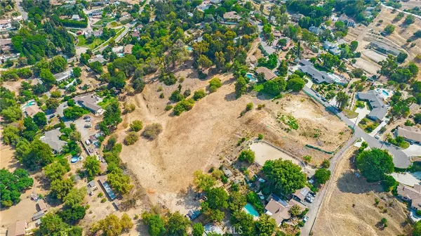 La Habra Heights, CA 90603,0 Cloister DR