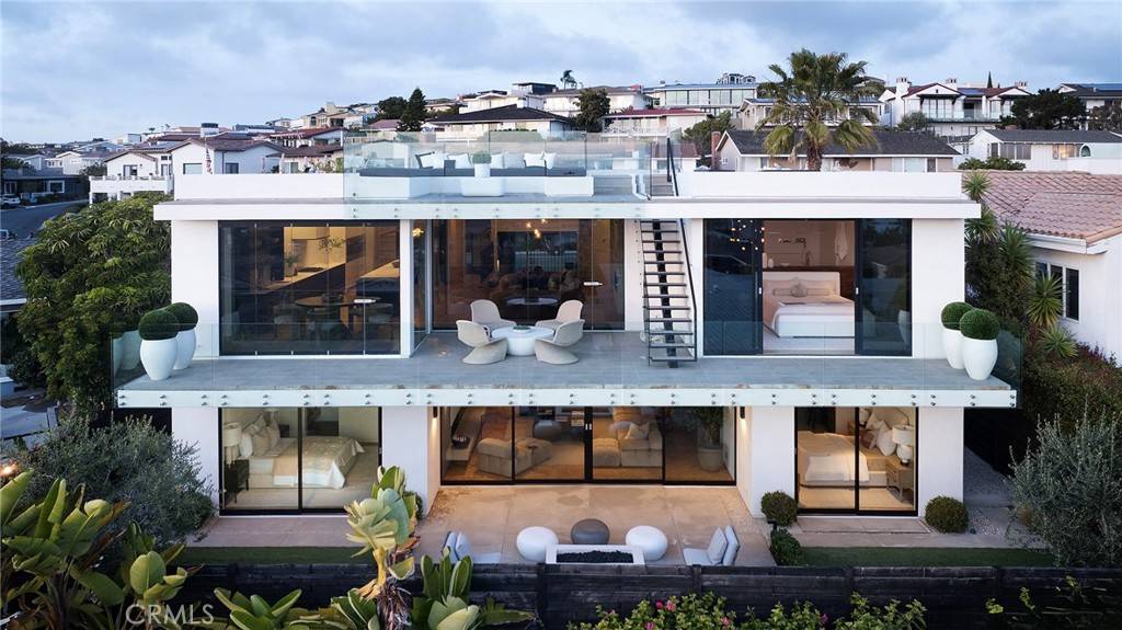428 Serra DR, Corona Del Mar, CA 92625